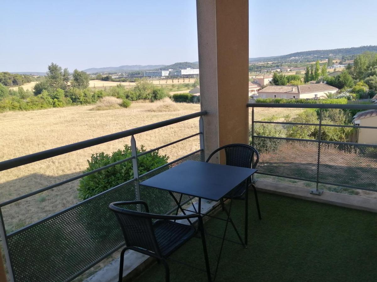Le Cocon De Marie,Piscine, Balcon, Parking Gratuit, Baignoire Apartman Carcassone Szoba fotó