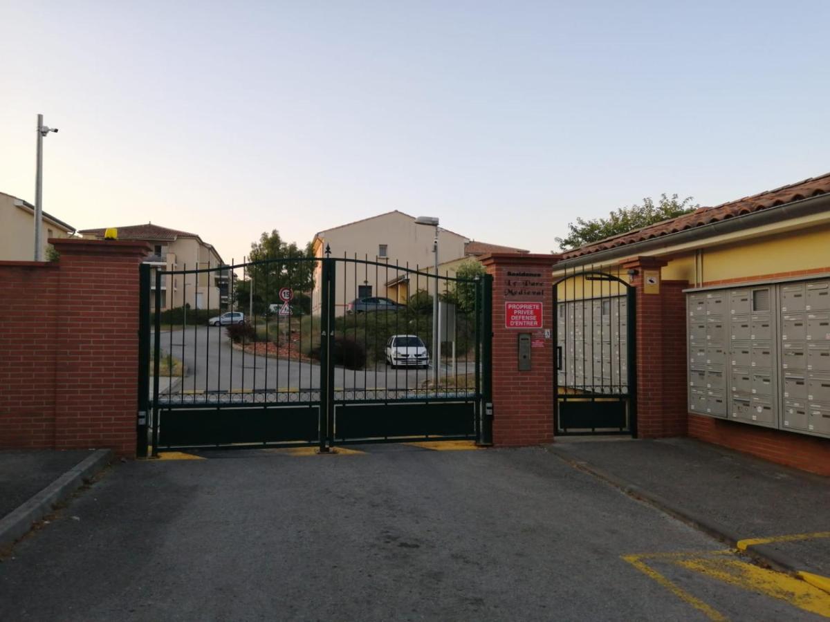 Le Cocon De Marie,Piscine, Balcon, Parking Gratuit, Baignoire Apartman Carcassone Kültér fotó